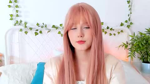 Delilah or Laila online show from September 12, 2025, 8:20 pm