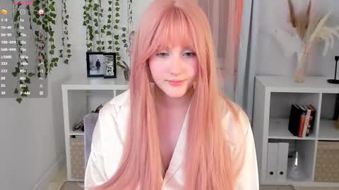 Delilah or Laila online show from October 3, 2025, 9:34 pm