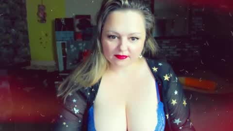 Snapshot of delinnia chatting on January 29, 2025, 10:43 pm Margo online show from January 29, 2025, 10:43 pm