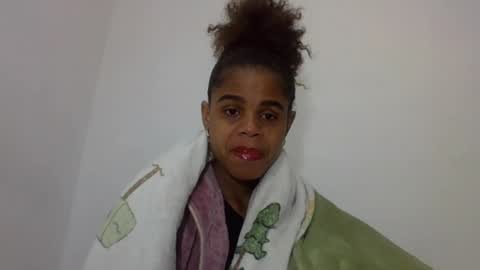Snapshot of delphineee chatting on July 2, 2026, 3:45 am delphine online show from July 2, 2026, 3:45 am