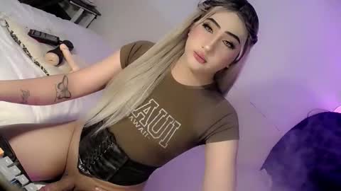 Chesca online show from November 8, 2025, 9:09 am