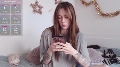 Snapshot of demiamour chatting on December 10, 2024, 11:00 am Demi. not your babybabebb and other shit online show from December 10, 2024, 11:00 am