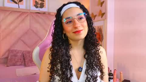 Snapshot of demijones_ chatting on June 2, 2026, 4:47 am Demi online show from June 2, 2026, 4:47 am