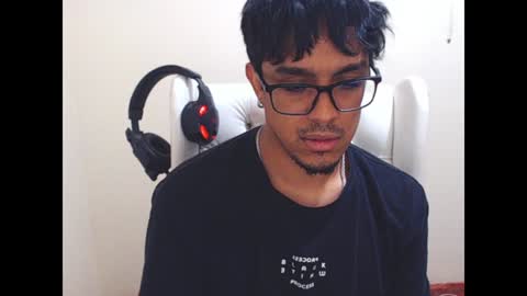 Demon online show from January 30, 2025, 7:59 pm