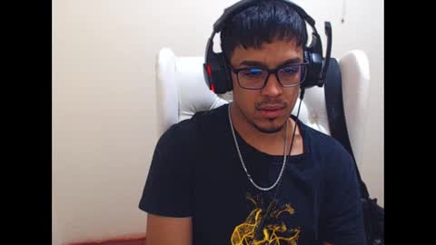 Demon online show from February 10, 2025, 9:04 pm