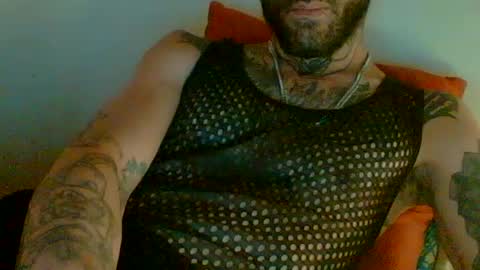 Snapshot of demon_rose_ chatting on July 5, 2026, 9:05 am demon_rose_ online show from July 5, 2026, 9:05 am