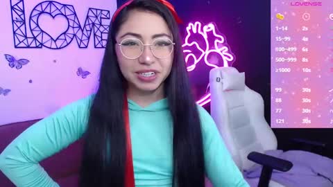 Snapshot of demyanderson_ chatting on February 28, 2025, 11:56 pm Demy online show from February 28, 2025, 11:56 pm