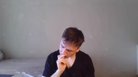 den4ik_sport online show from April 17, 2026, 11:46 am