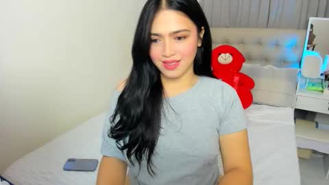 Demi online show from March 1, 2026, 8:27 am