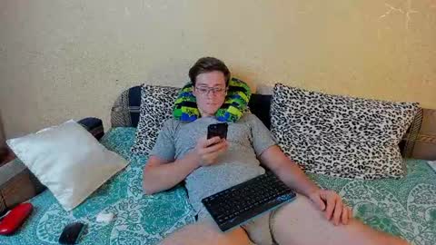 Snapshot of deni_boy99 chatting on June 29, 2026, 8:09 pm Deni online show from June 29, 2026, 8:09 pm