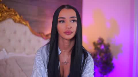 denisedevilles online show from January 22, 2025, 8:40 am