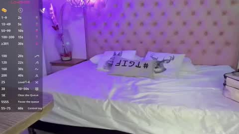 denisse_logan online show from December 20, 2025, 3:24 am