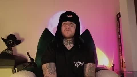 Oliver online show from November 18, 2025, 3:45 am