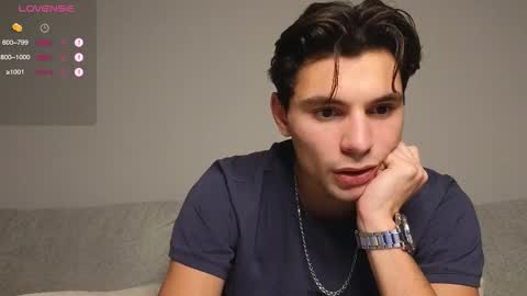 Den online show from December 20, 2025, 2:07 am