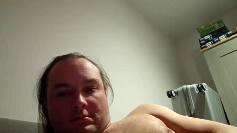 Snapshot of dennis210586 chatting on January 13, 2025, 12:41 am dennis210586 online show from January 13, 2025, 12:41 am