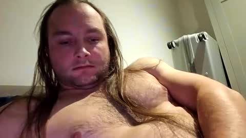 Snapshot of dennis210586 chatting on February 1, 2025, 2:05 am dennis210586 online show from February 1, 2025, 2:05 am