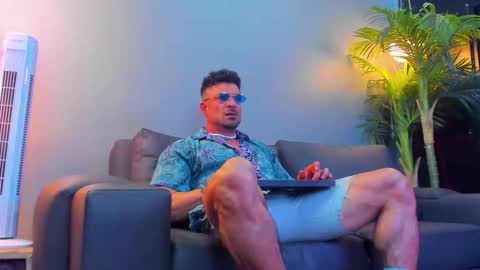 Snapshot of dennis_cox_ chatting on October 16, 2025, 4:24 am dennis_cox_ online show from October 16, 2025, 4:24 am