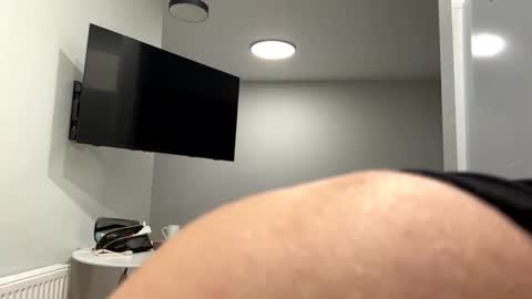 Denni online show from January 31, 2026, 7:12 pm