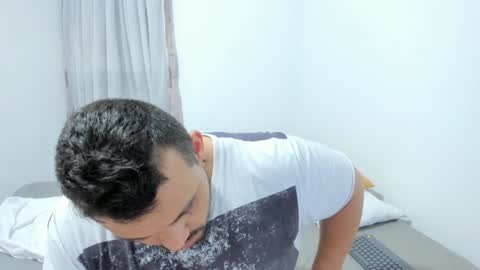 Snapshot of denny_scobar chatting on January 12, 2025, 3:28 am denny scobar online show from January 12, 2025, 3:28 am