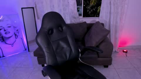 Dereck Boy online show from April 16, 2026, 10:45 pm