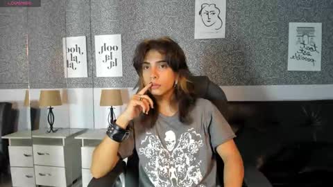 dereck_manson online show from November 12, 2025, 11:43 am