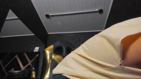 Dereck online show from February 15, 2026, 10:03 am