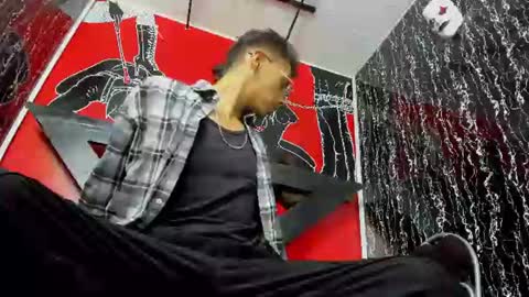 Dereck online show from June 26, 2026, 9:30 pm