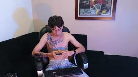 Derek online show from June 11, 2026, 12:32 am