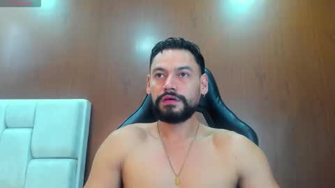 DerryBigger CM online show from November 8, 2025, 5:23 pm