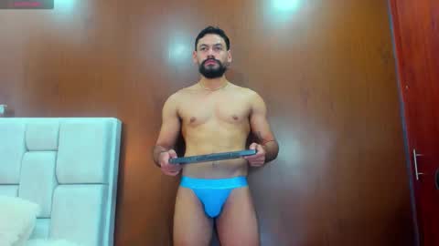 DerryBigger CM online show from December 14, 2025, 9:30 pm