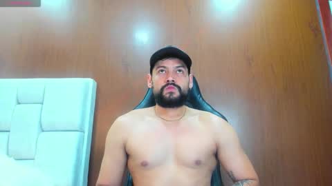 DerryBigger CM online show from March 22, 2026, 8:01 pm