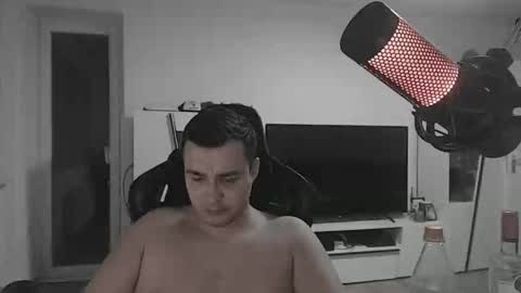 dershark online show from April 19, 2026, 1:05 am