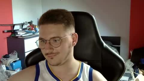 dervechi online show from September 10, 2025, 4:29 pm