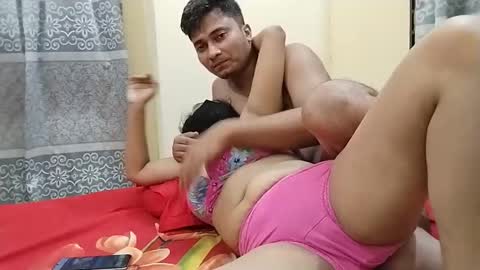 Snapshot of deshibirds chatting on September 8, 2025, 2:27 pm deshibirds online show from September 8, 2025, 2:27 pm