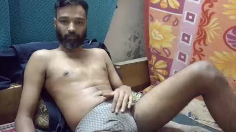 desi_boy799417 online show from November 30, 2025, 5:33 am