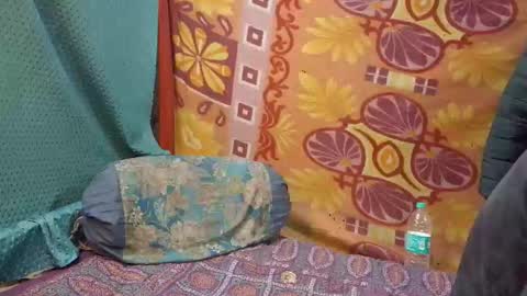 desi_boy799417 online show from February 12, 2026, 7:47 am