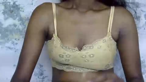 Snapshot of desi_darling chatting on September 13, 2025, 6:40 pm kajal online show from September 13, 2025, 6:40 pm