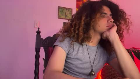 Snapshot of desidias chatting on October 22, 2025, 2:34 am Desidias online show from October 22, 2025, 2:34 am