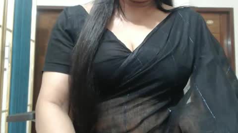 Snapshot of desimaisa130 chatting on March 11, 2026, 7:31 pm Maisa online show from March 11, 2026, 7:31 pm