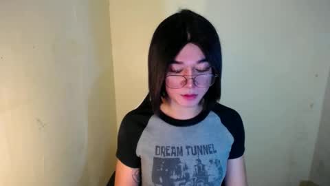 Snapshot of desirable_lorinexx chatting on January 20, 2025, 12:04 am LORINE online show from January 20, 2025, 12:04 am