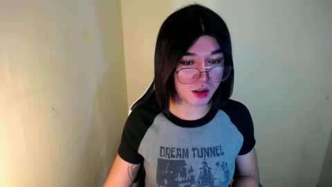Snapshot of desirable_lorinexx chatting on January 20, 2025, 8:09 am LORINE online show from January 20, 2025, 8:09 am