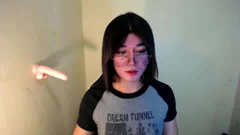 Snapshot of desirable_lorinexx chatting on January 23, 2025, 8:56 pm LORINE online show from January 23, 2025, 8:56 pm