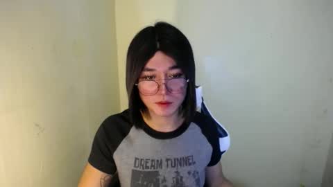 Snapshot of desirable_lorinexx chatting on January 31, 2025, 12:50 am LORINE online show from January 31, 2025, 12:50 am