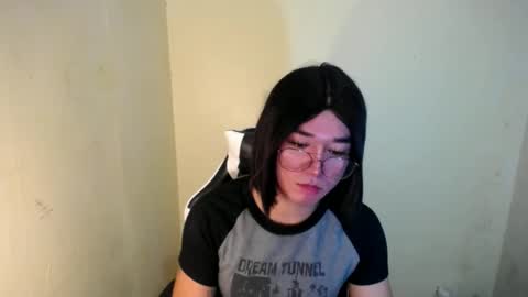 Snapshot of desirable_lorinexx chatting on February 2, 2025, 8:13 am LORINE online show from February 2, 2025, 8:13 am