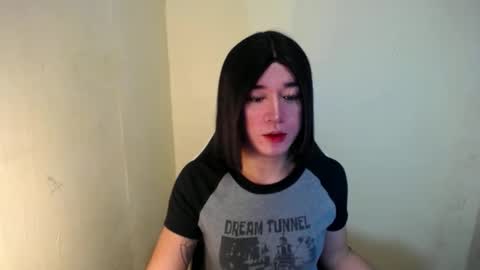 Snapshot of desirable_lorinexx chatting on February 15, 2025, 12:43 pm LORINE online show from February 15, 2025, 12:43 pm