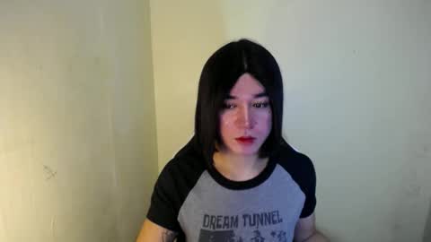 Snapshot of desirable_lorinexx chatting on February 17, 2025, 1:15 am LORINE online show from February 17, 2025, 1:15 am