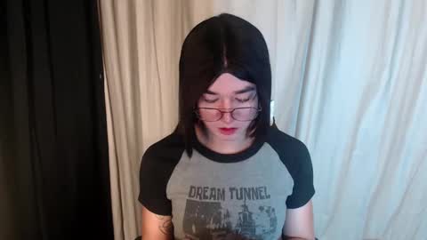 Snapshot of desirable_lorinexx chatting on March 9, 2025, 3:01 am LORINE online show from March 9, 2025, 3:01 am