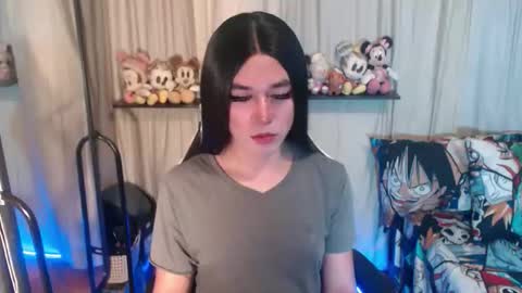 Snapshot of desirable_lorinexx chatting on October 3, 2025, 11:13 pm LORINE online show from October 3, 2025, 11:13 pm