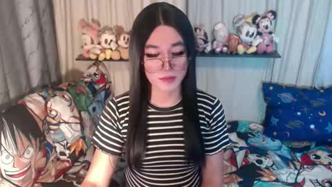 Snapshot of desirable_lorinexx chatting on October 7, 2025, 7:11 pm LORINE online show from October 7, 2025, 7:11 pm
