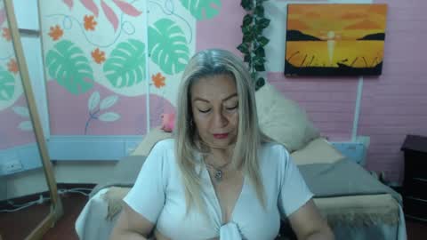 VALERIA online show from September 19, 2025, 5:13 pm